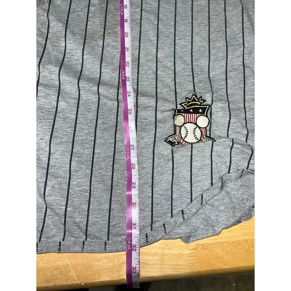 Vintage Disney Mickey Mouse Jersey Baseball Style Pinstripe Cartoon Worn 90s 2XL - Picture 11 of 11